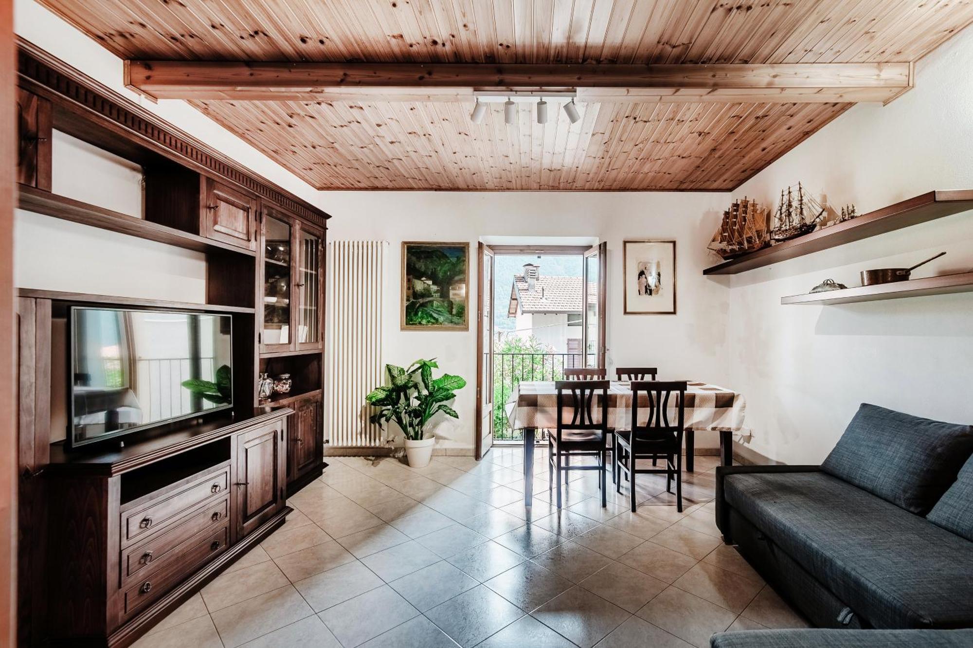 Delizioso Bilocale Vista Lago Colonno Eksteriør bilde